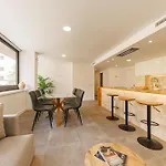 Bravissimo Turbau Entresol B, With 3 Bedrooms Appartement *