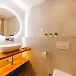 Bravissimo Turbau Entresol B, With 3 Bedrooms Appartement Gérone