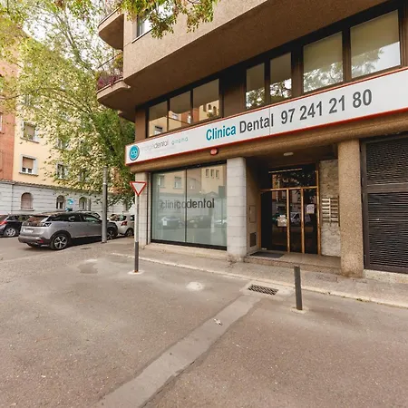 Bravissimo Turbau Entresol B, With 3 Bedrooms * 지로나