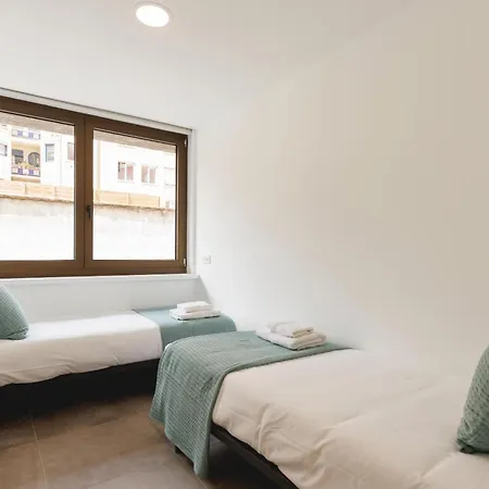 Bravissimo Turbau Entresol B, With 3 Bedrooms 지로나