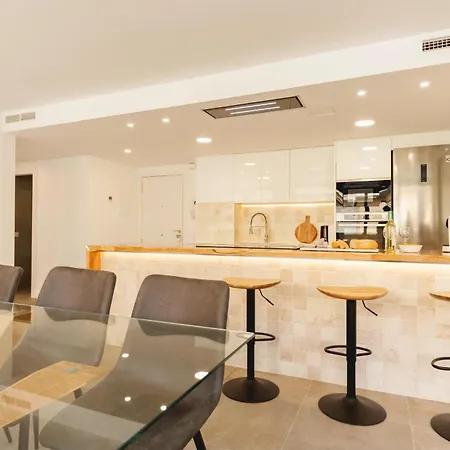 Bravissimo Turbau Entresol B, With 3 Bedrooms Daire Girona