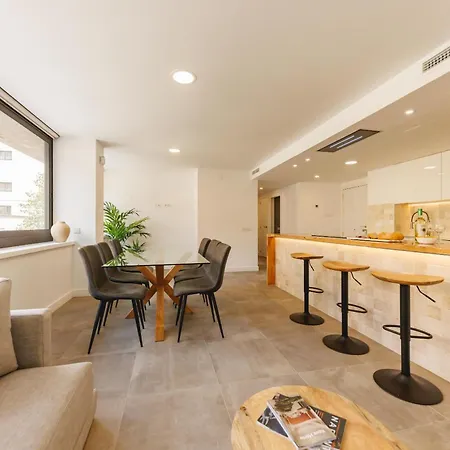 Bravissimo Turbau Entresol B, With 3 Bedrooms Daire *