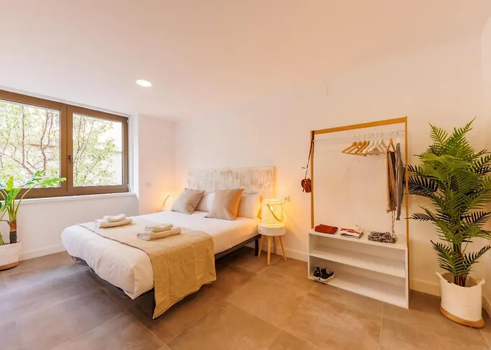 Bravissimo Turbau Entresol B, With 3 Bedrooms Appartamento Girona