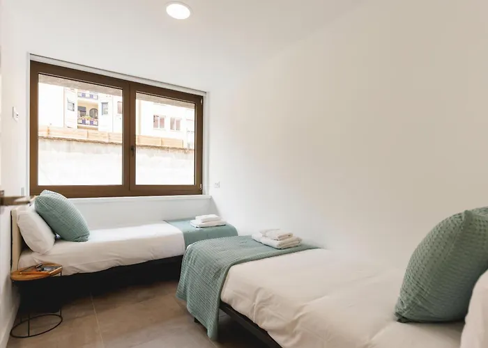 Bravissimo Turbau Entresol B, With 3 Bedrooms 赫罗纳