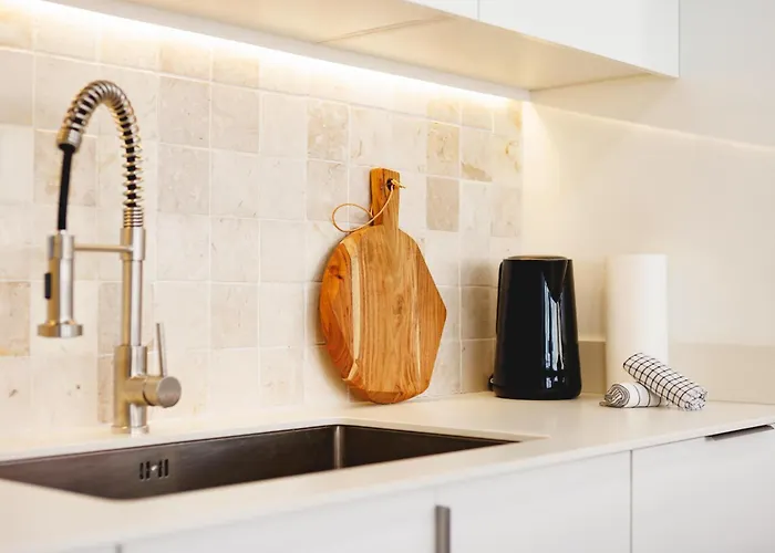 Bravissimo Turbau Entresol B, With 3 Bedrooms