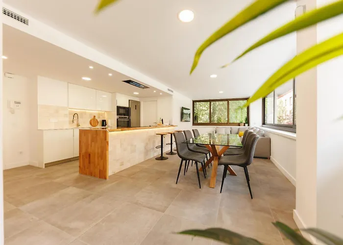 Bravissimo Turbau Entresol B, With 3 Bedrooms 公寓