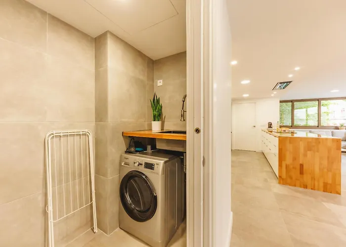 Bravissimo Turbau Entresol B, With 3 Bedrooms Appartamento Girona