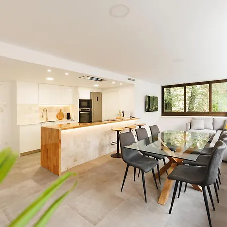 Bravissimo Turbau Entresol B, With 3 Bedrooms Apartman