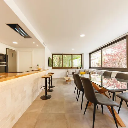 Apartman Bravissimo Turbau Entresol B, With 3 Bedrooms *