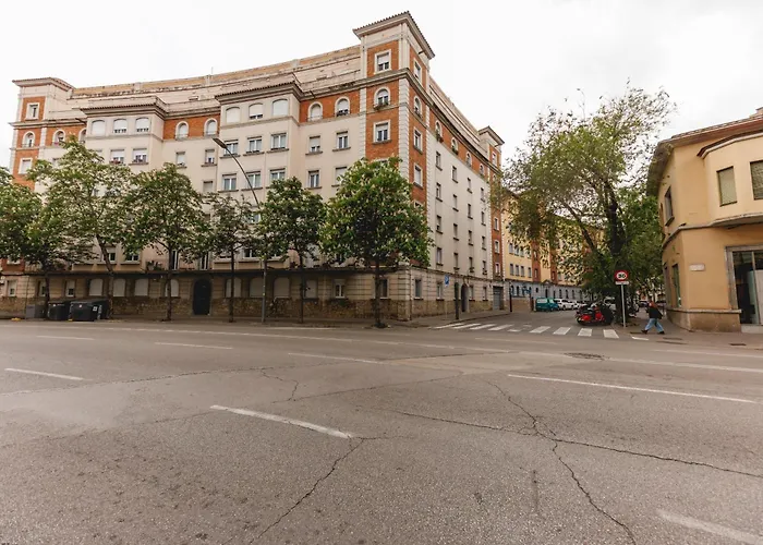 Bravissimo Turbau Entresol B, With 3 Bedrooms Appartement Gérone